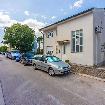 In 45080 Apartman *