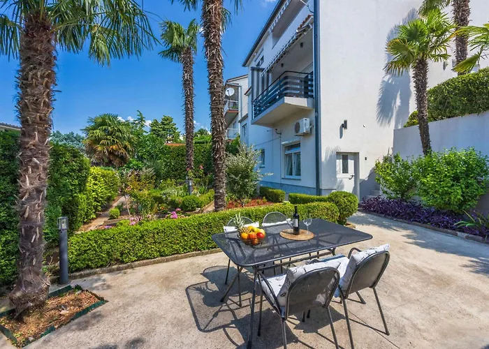 In 45080 Цриквеница